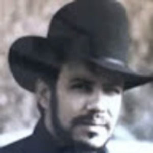 Meet your Posher, Francisco a